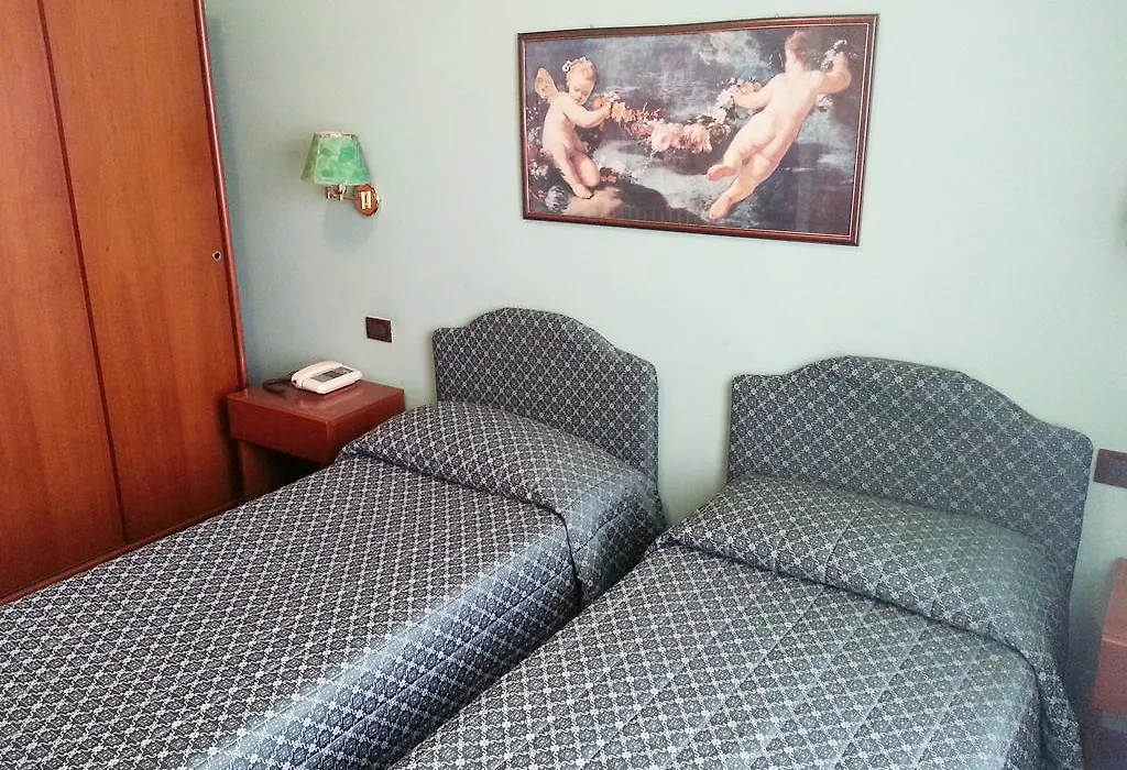 Hotel Emilia-1